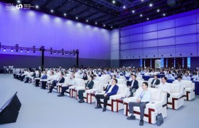建底座、跑数据、通生态：智能汽车创新发展平台以全链条服务赋能自动驾驶规模化落地